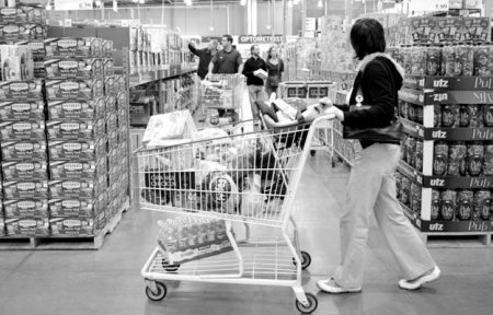 Warehouse and discount stores